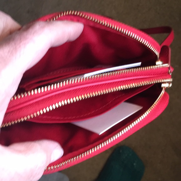 Elegant leather stitch detail bag - Picture 2 of 3